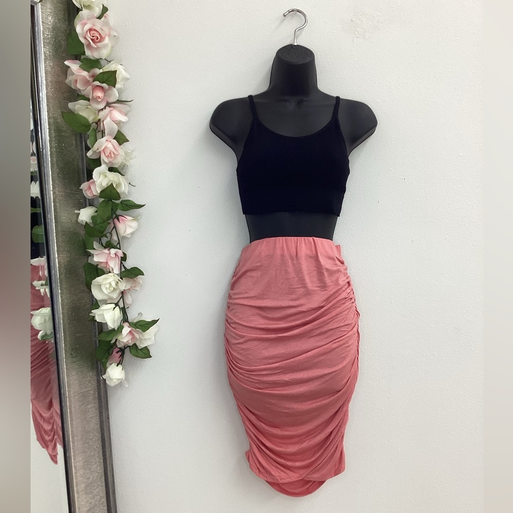 Analea pink ruched midi pencil skirt